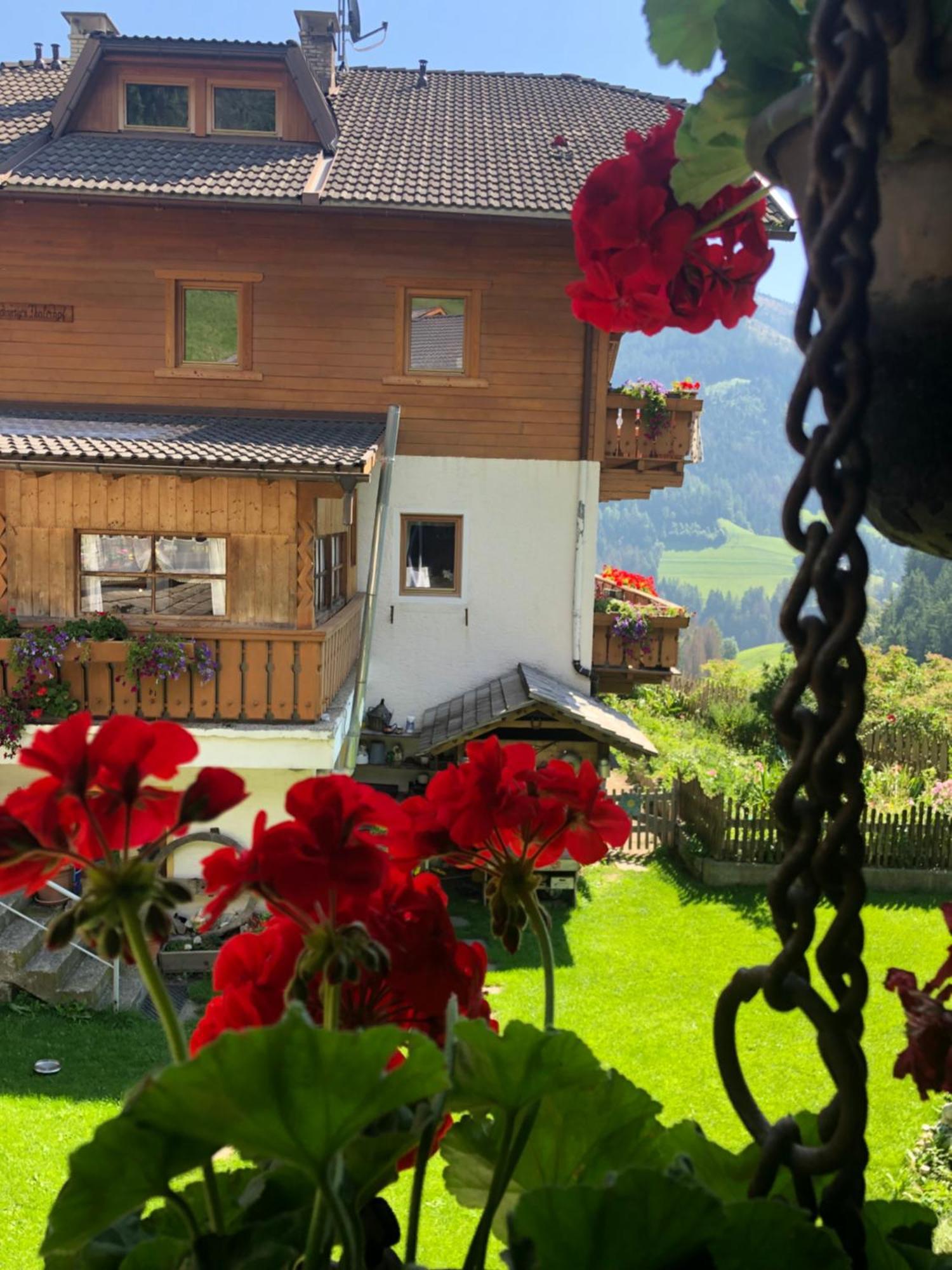 Thalerhof Apartman San Lorenzo di Sebato Kültér fotó
