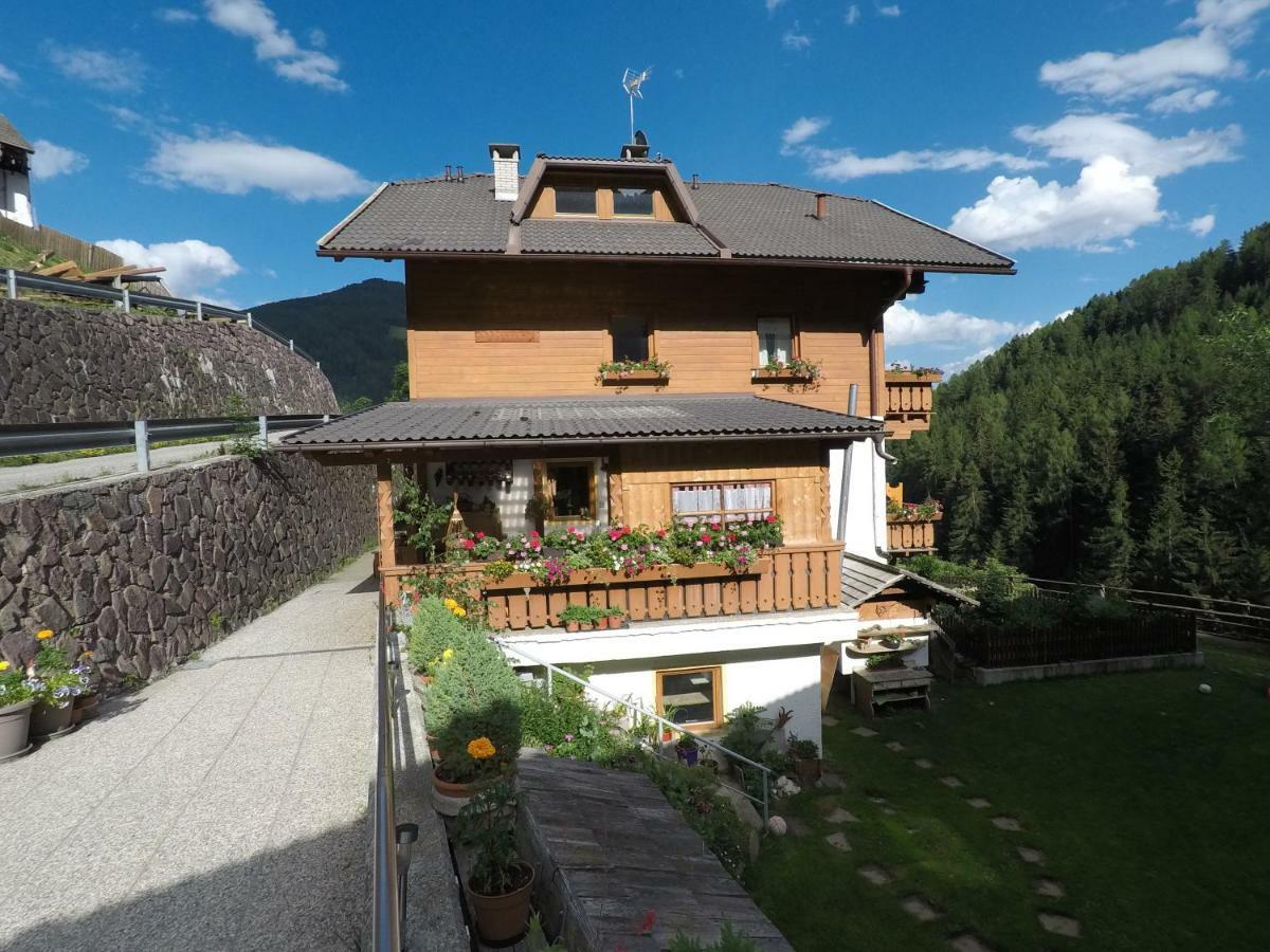 Thalerhof Apartman San Lorenzo di Sebato Kültér fotó